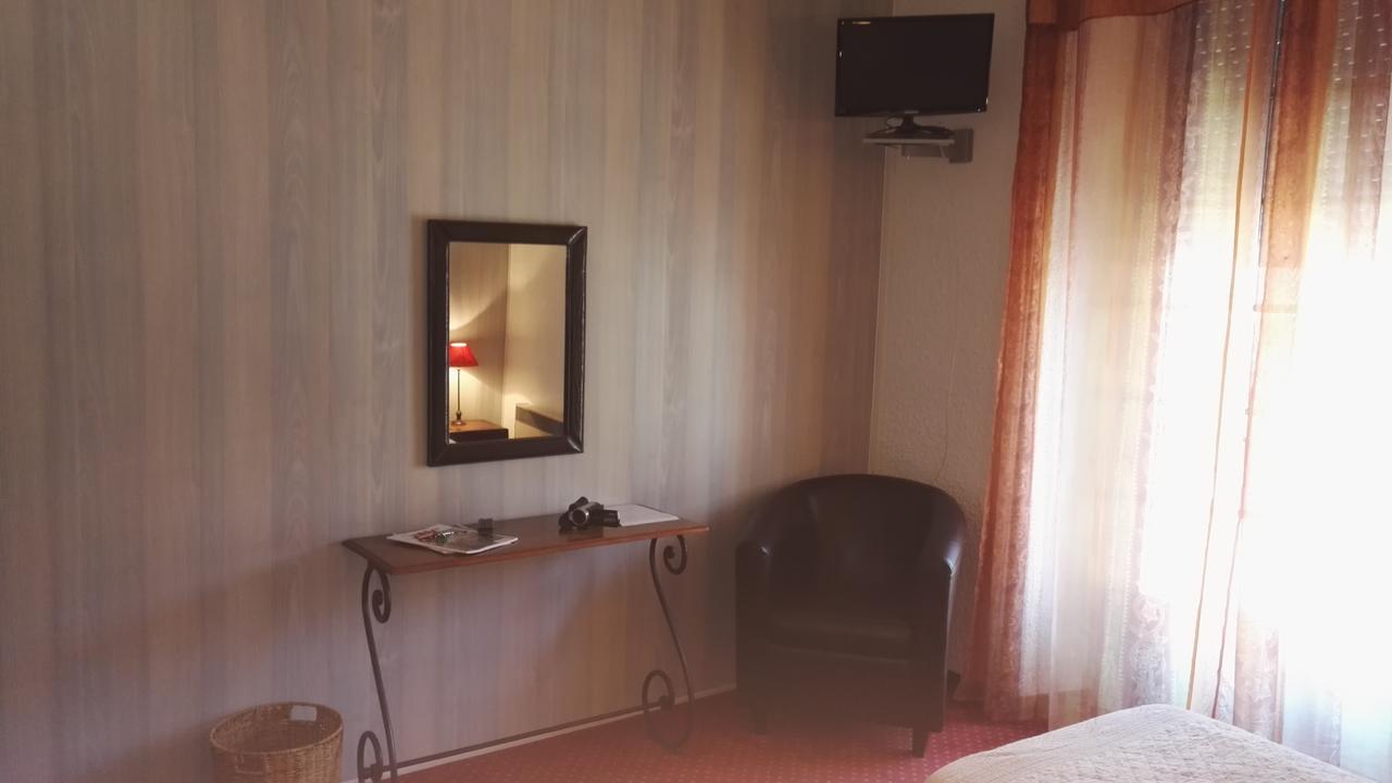 Le Ponant Ξενοδοχείο Pradelles Εξωτερικό φωτογραφία